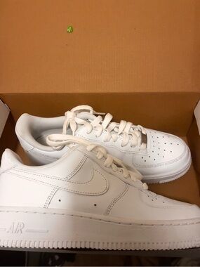 Nike White Leather Low-Top Sneakers